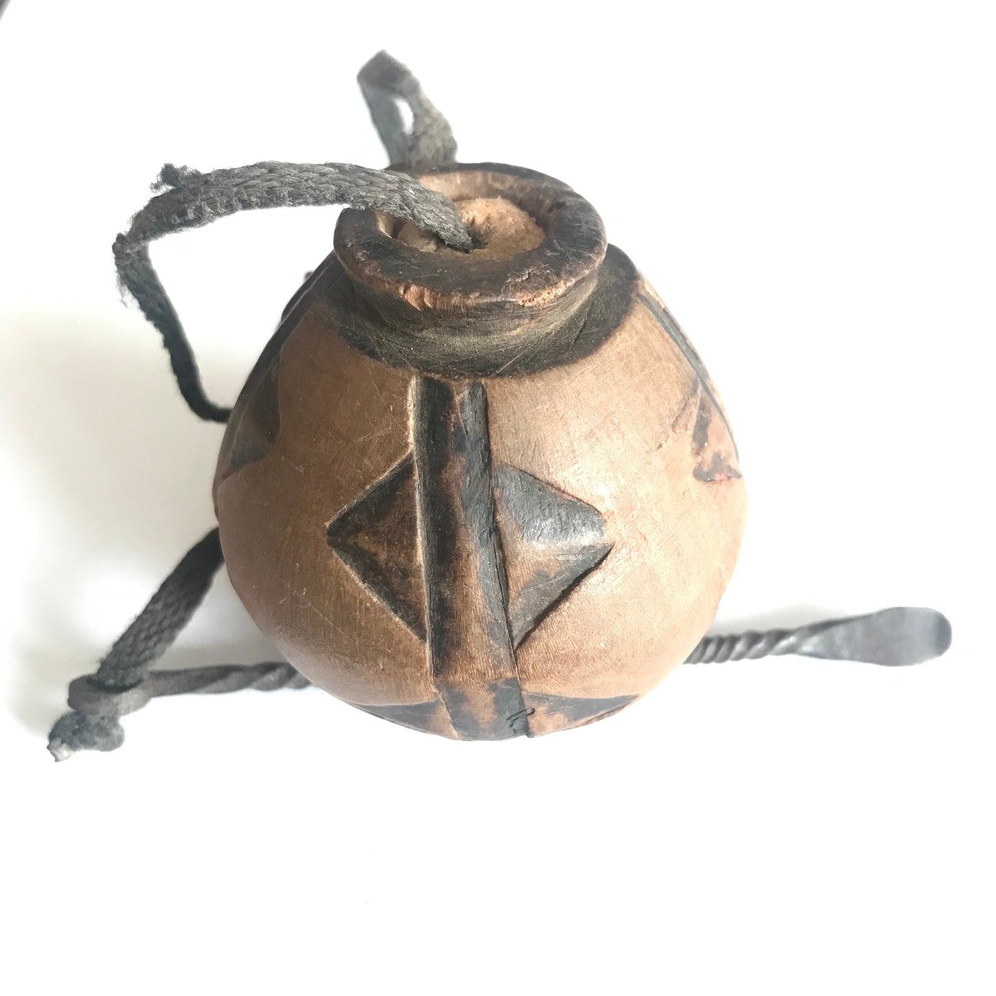 4.261.1 African Art: Namibia - Caprivi tribe - Snuffbox - approx 5cm