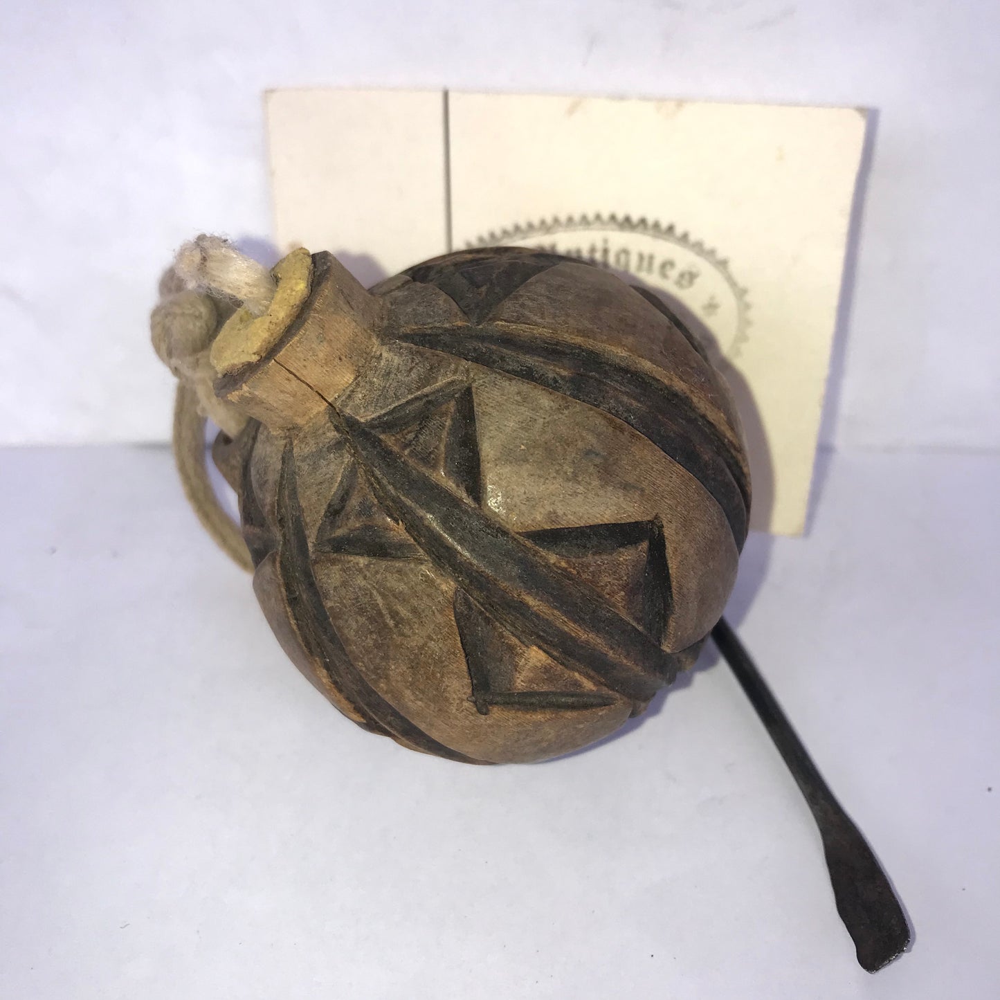 4.261.3 African Art: Namibia - Caprivi tribe - Snuffbox - 6cm