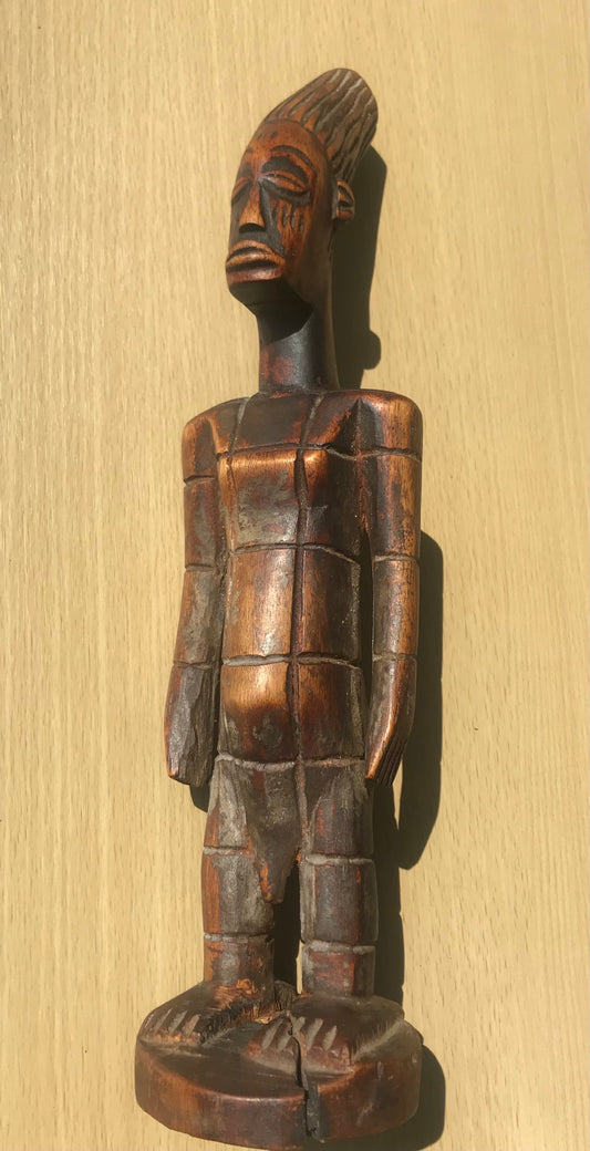 7.2220 African Art: Kongo - Manbetu tribe - Protection and Healing - 38cm