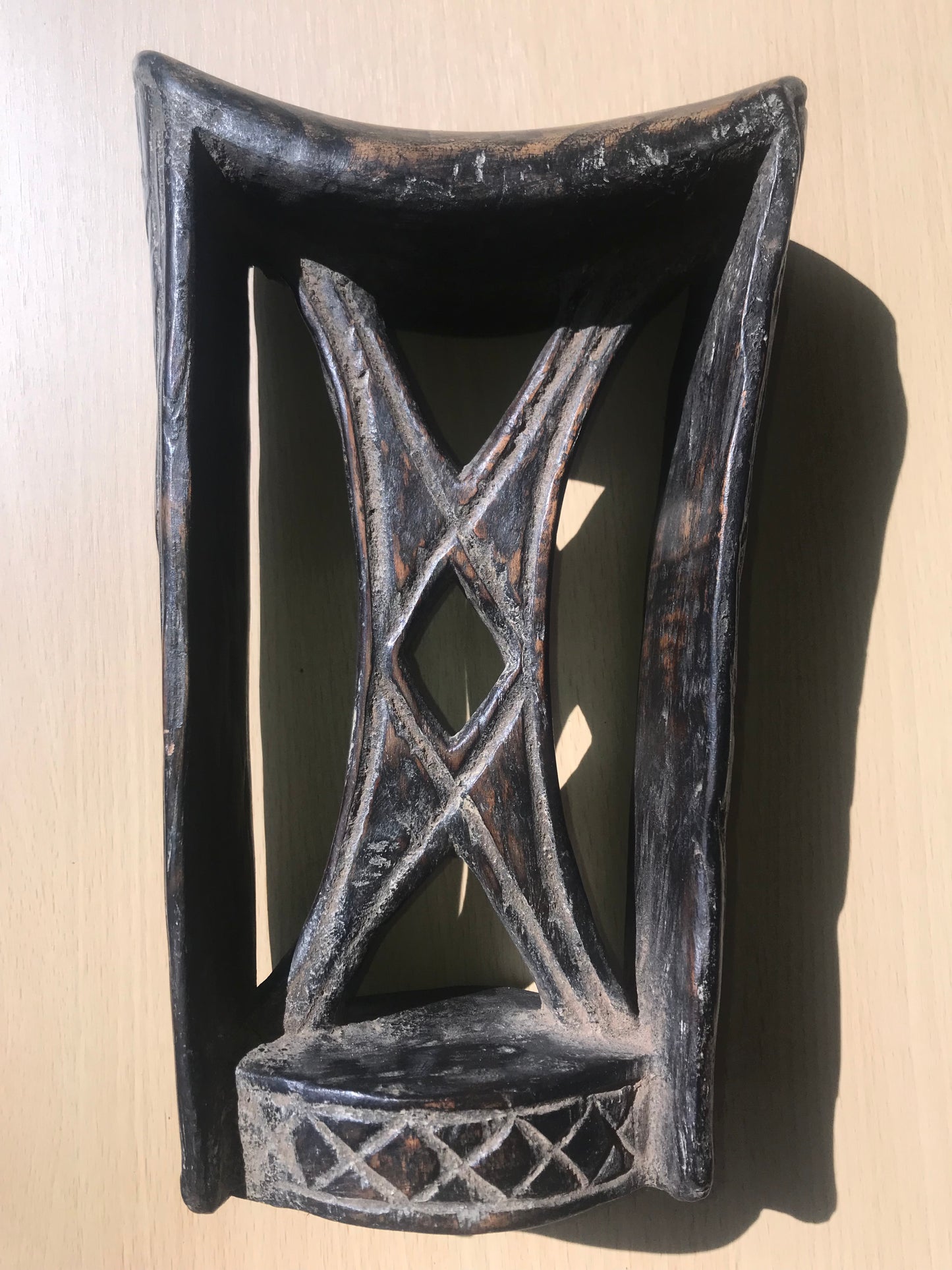 7.2228 African Art: Angola - Tschokwe tribe - traditional neckrest - 28cm