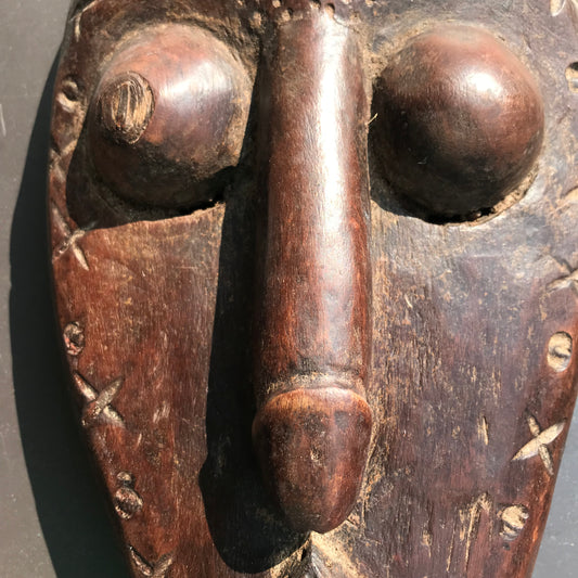 8.2241 African Art: Tanzania - Makonde tribe - Fertility and Healing - 33cm