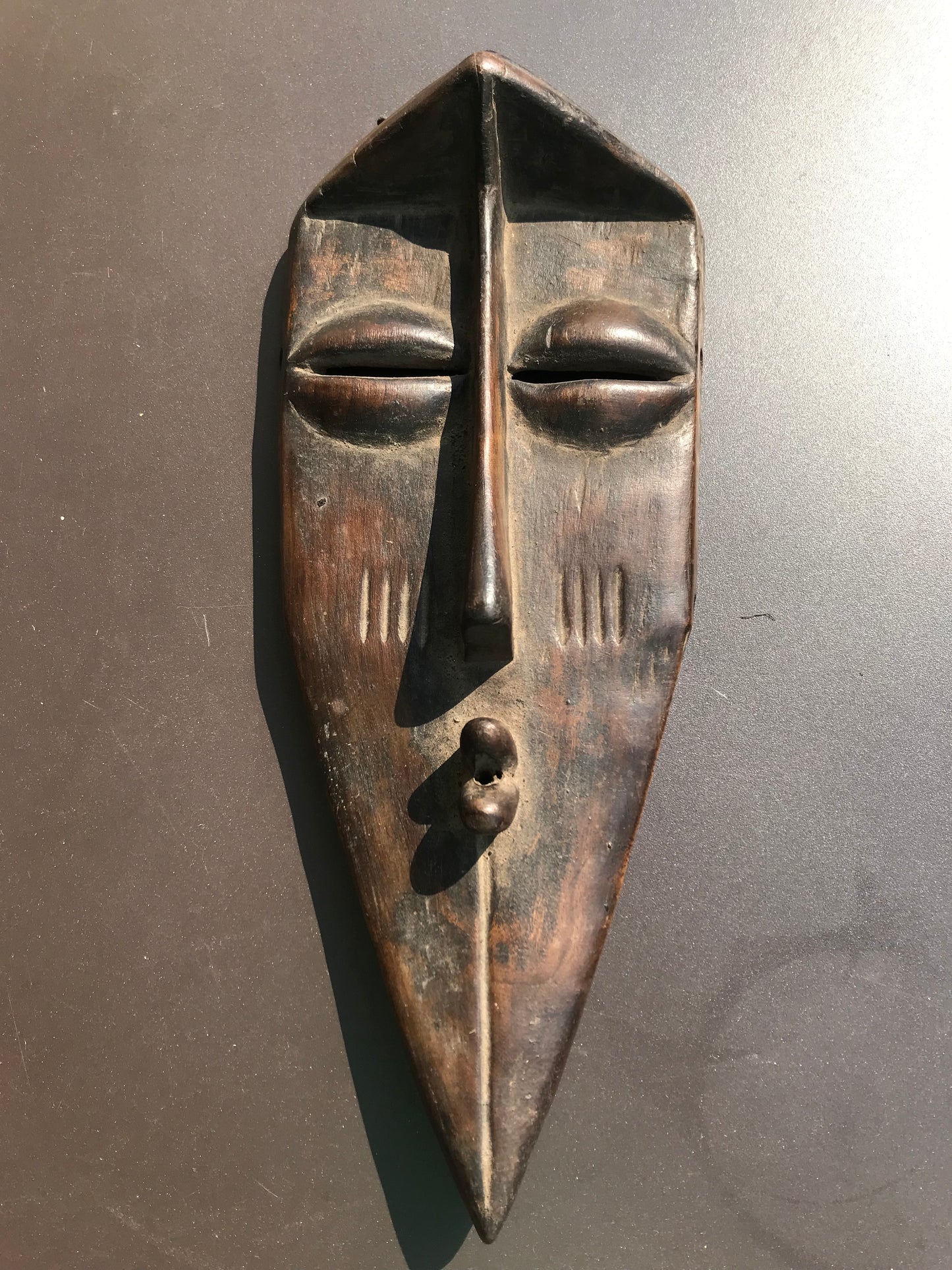8.2242 African Art: Kongo - Luwalwa tribe - Initiation mask - 39cm