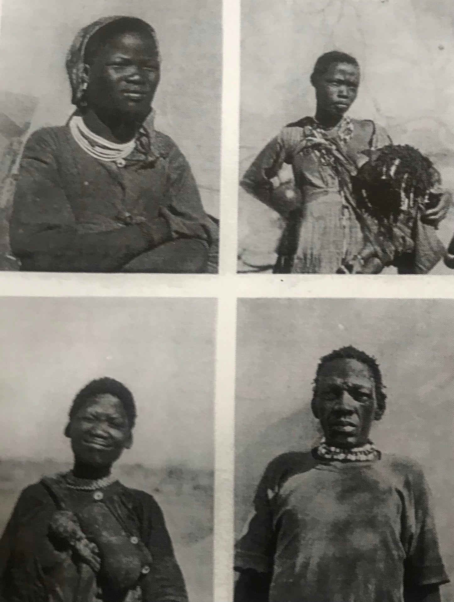 Book 0011 (0108-0109-0110)- Eingeborenenkulturen von Südwestafrika - Die Buschmänner - Viktor Lebzelter 1934, Nachdruck Peter's Antiques November 1996.