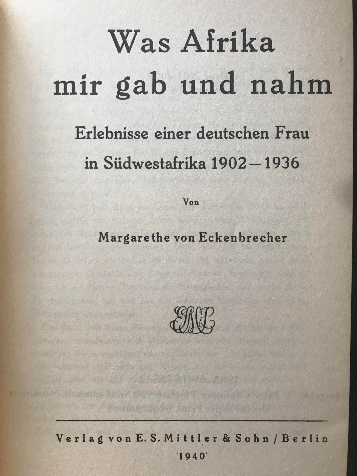 Book 2.29 - DSWA - Was Afrika mir gab und nahm, 2.Neuauflage, 1997 / What Africa gave me and took away