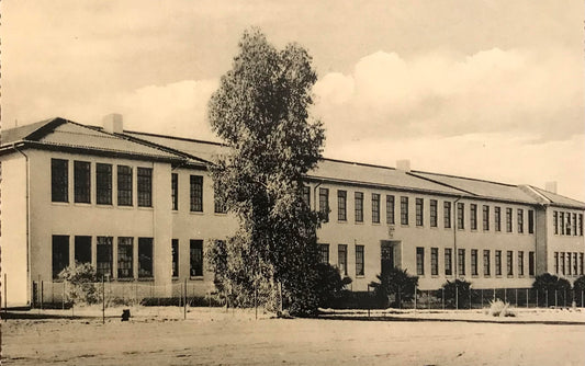 PC0018 SWA original postcard - Keetmanshoop Highschool /  SWA Original Postkarte - Keetmanshoop Oberschule - H.Callesen