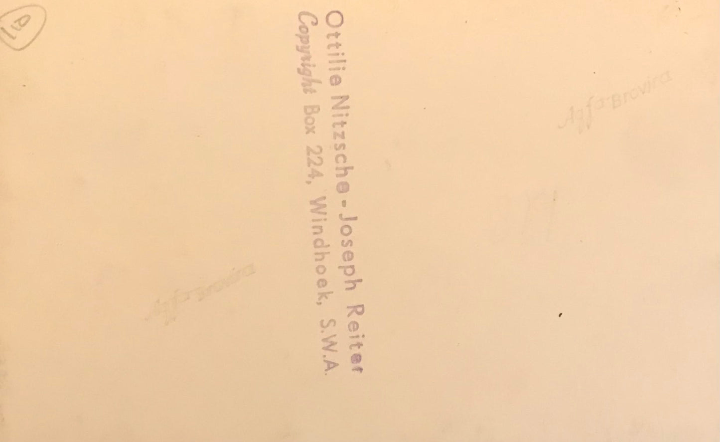 PC0027 - SWA - Photo of party travelling on Kavango river 1930's / SWA - Foto einer Reisegruppe auf dem Kavango-Fluss