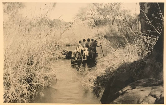 PC0027 - SWA - Photo of party travelling on Kavango river  1930's  / SWA -   Foto einer Reisegruppe auf dem Kavango-Fluss