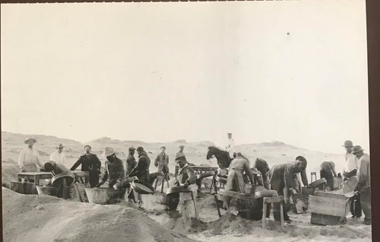 PC 0064 GSWA postcard - diamond mining at Lüderitz Bay, 1908 /  DSWA Postkarte - Diamantensuche bei Lüderitzbucht