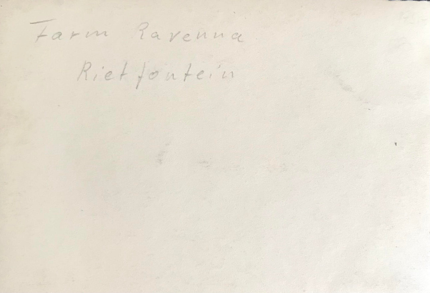 PC0132 - DSWA - Buschmann auf einem Bogenfels, Rietfontein / GSWA - Bushman on an arch, Rietfontein