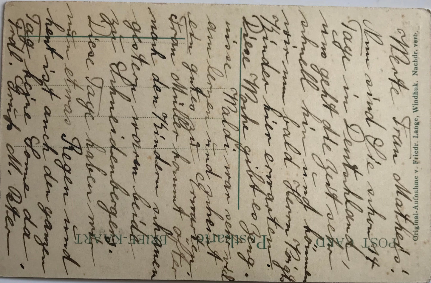 PC0154 - GSWA - Woman carrying water in calabash / DSWA - Wasserträgerin mit Kalabasse