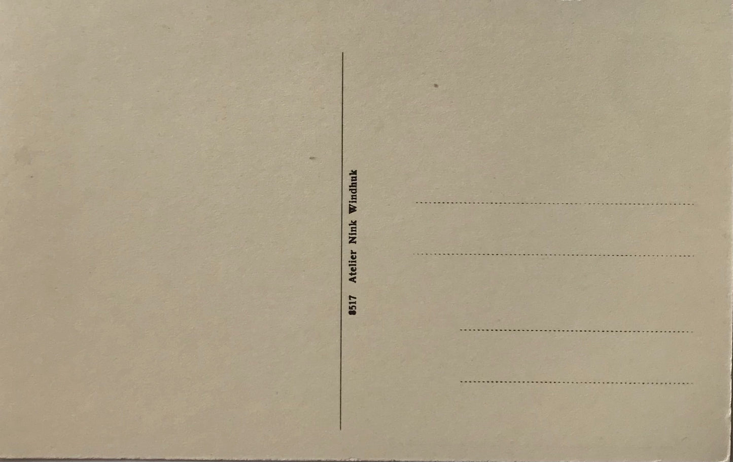 PC0207 - DSWA Postkarte - posierende Frau beim Wasserholen / GSWA postcard - posing woman while fetching water