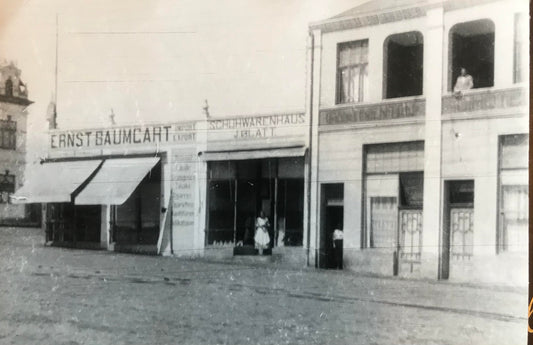 PC D012 - SWA Foto - Ernst Baumgart Laden, Swakopmund, Namibia / SWA photo - Ernst Baumgart shop, Swakopmund, Namibia