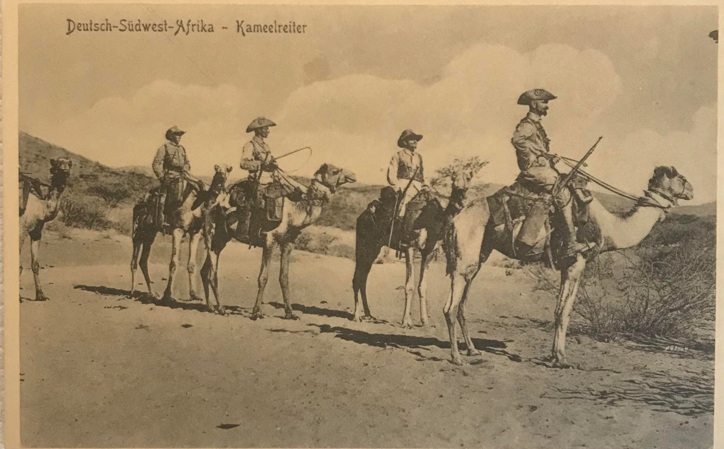PC STR 1.2 Postcard of Schutztruppe with Camels / Postkarte der Schutztruppe mit Kamelen auf Patrole