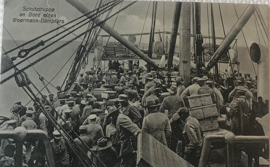 PC STR 10.1. DSWA Postkarte - Schutztruppe an Bord eines Woermann-Dampfers / DSWA postcard - Schutztruppe on board a Woermann steamer