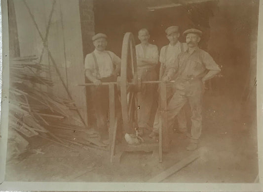 PC 15.5. DSWA Postkarte - Wagenbauerei / GSWA Postcard - Carriage building