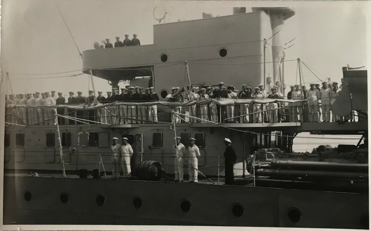 PC SWK 13.6. SWA Postkarte - Deutsches Schiff ''Karlsruhe'' in Walfischbuch / SWA Postcard - German ship 'Karlsruhe' in Walvis Bay
