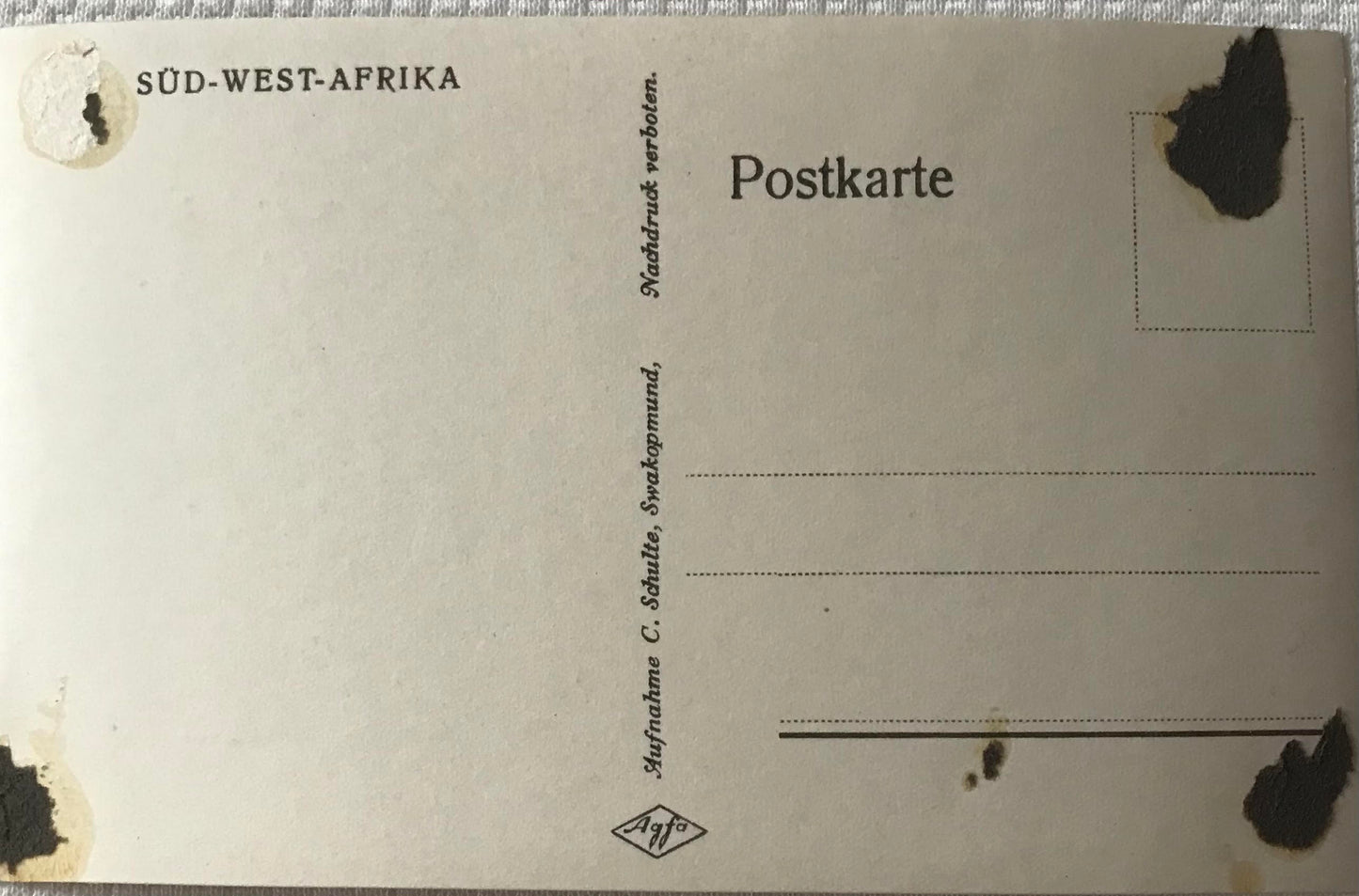 PC SWK 14.4. SWA Postkarte - Deutsches Marine des Schiff ''Karlsruhe'' in Swakopmund vor dem Marine Denkmal / SWA Postcard - German Navy of the ship “'Karlsruhe”