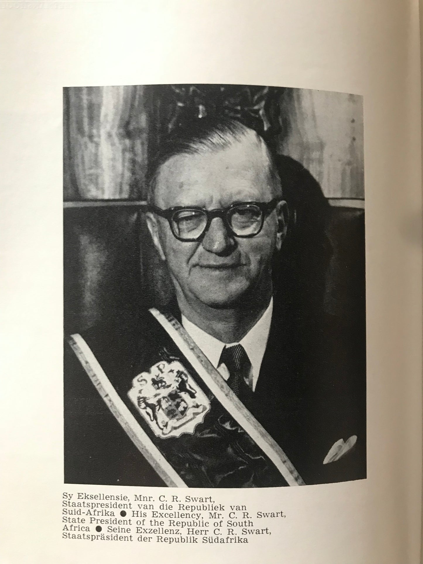 Book 2.45 DSWA - SWA  100 Jahre Keetmanshoop 1966 / GSWA - SWA 100 years Keetmanshoop