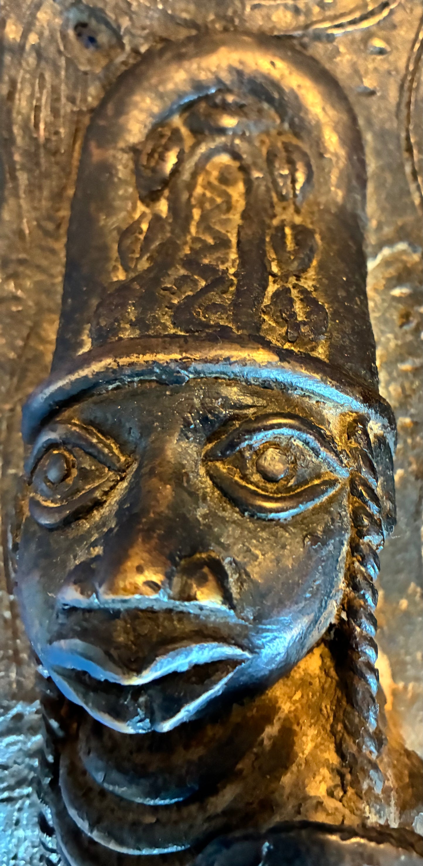 Bronce 1.1. - Yoruba  Bronze Plaque in lost-wax method of Ife tradition, 32 x 25cm - Yoruba - Ife Bronze Platte, 32 x 25cm