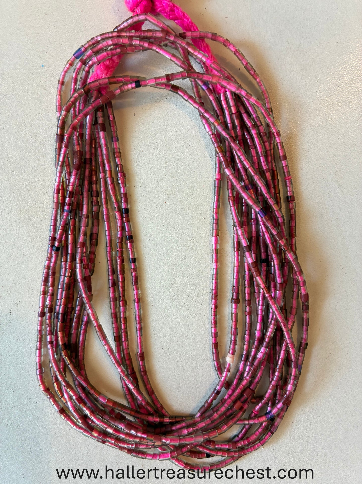 Jewellery 1.21. Traditionelle Halskette aus Glastauschperlen des Namibischen Owambo-Stammes / Traditional necklace made of glass trade beads from the Namibian Owambo tribe