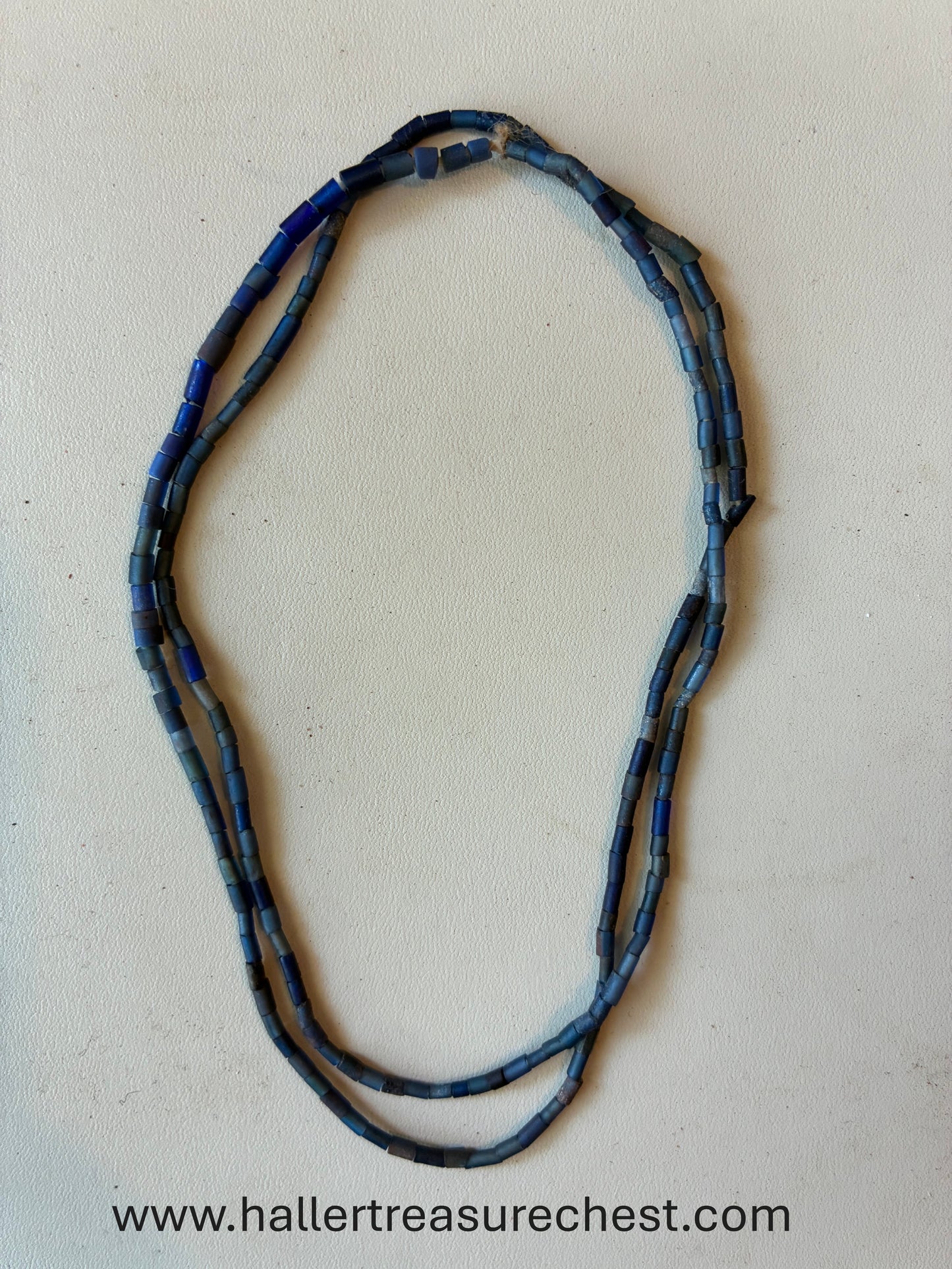Jewellery 1.26. Traditionelle Halskette aus Glastauschperlen des Namibischen Owambo-Stammes / Traditional necklace made from glass trade bead from the Namibian Owambo tribe