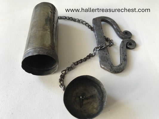 Jewellery 1.3. Traditionelles Feuerzeug des Stammes Owambo, Namibia / Traditional fire lighter of the Namibian tribe Owambo