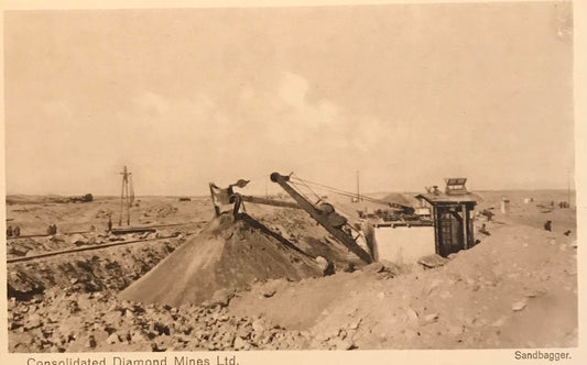 PC0033b - GSWA original postcard - Diamand mining with sand dreger /  DSWA Original Postkarte - Diamanten Mine mit Sandbagger - J.C.Hubrich - Nr.7