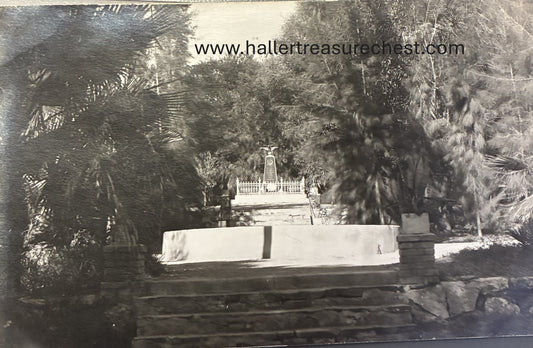 PC A 010.5. DSWA Postkarte - Kriegerdenkmal im Stadtpark, Windhuk / GSWA postcard - War memorial in Windhoek