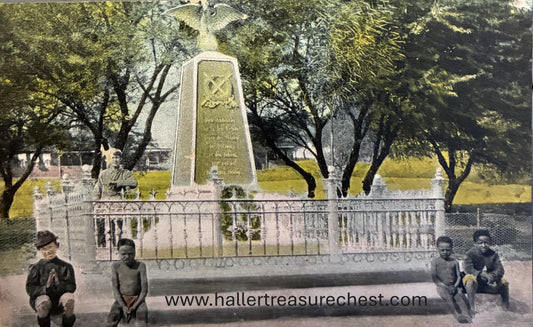 PC A 011.1 DSWA Postkarte - Kriegerdenkmal im Stadtpark in der Nähe des Zoos, Windhuk / GSWA postcard - War memorial close to the zoo in Windhoek
