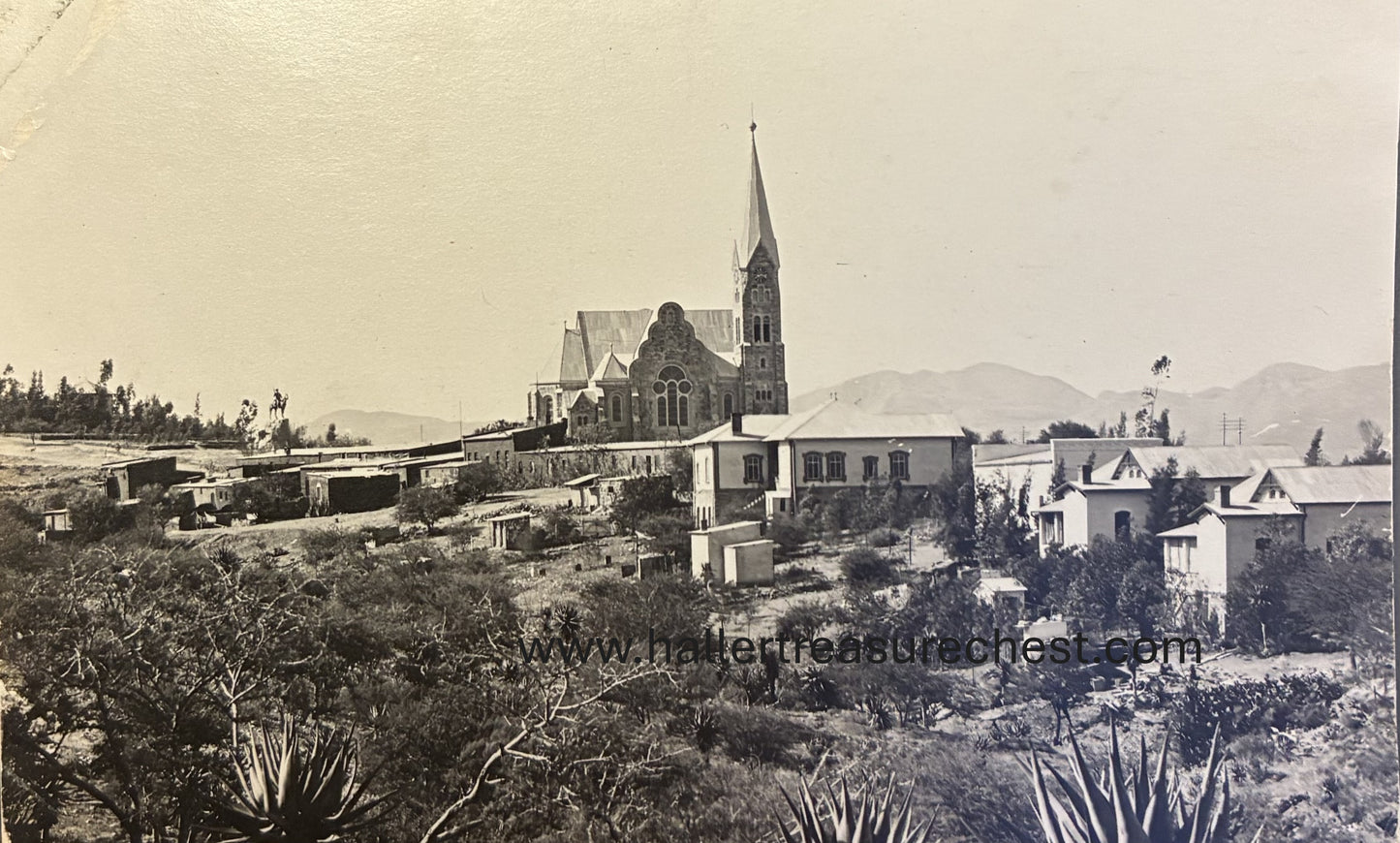 PC A013.2. DSWA Postkarte - Evangelische Christus-Kirche und Windhuk / GSWA postcar, Christuskirche and Windhuk