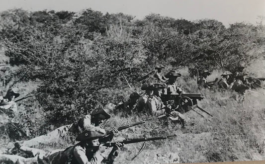 PC STR 9.8. DSWA Foto - Schutztruppe im Angriffstellung  / GSWA photo - Schutztruppe in attack position, reprint