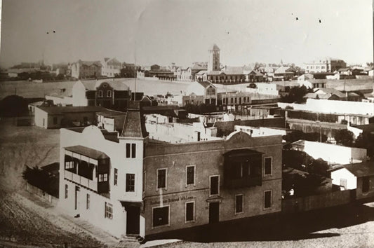 PC SWK 13.1. DSWA Foto - Altes Löbbecke - Schülerheim , Swakopmund 1920er /  GSWA photo - Old Löbbecke school dormitory, Swakopmund