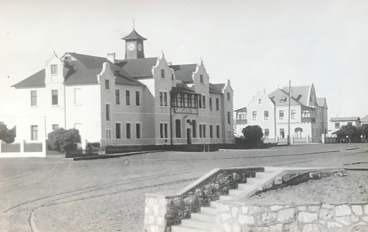PC SWK 6.7. DSWA Postkarte, Swakopmunder Post und Hospital / GSWA postcard, Swakopmund psot office and hospital
