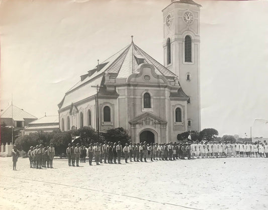 PC SWK 8.1. SWA Foto - Lutherische Kirche mit Pfadfindern / SWA Photo - Lutheran church with scouts